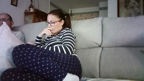 LOLA HUESO y ERIC online show from April 29, 5:30 pm