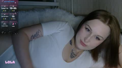 Snapshot of lolalibellule chatting on October 29, 6:31 pm Lola online show from October 29, 6:31 pm