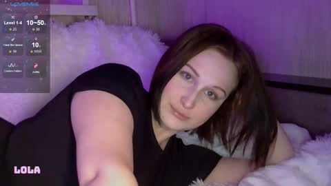 Snapshot of lolalibellule chatting on November 9, 7:12 pm Lola online show from November 9, 7:12 pm