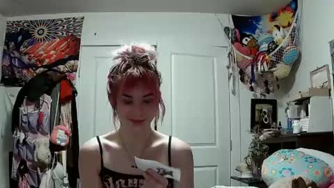 Snapshot of lolalixx6969 chatting on January 31, 10:31 am Lola Lixx online show from January 31, 10:31 am