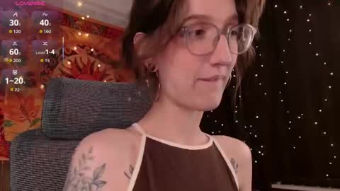 Snapshot of lolami_ chatting on June 13, 8:45 am lolami_ online show from June 13, 8:45 am