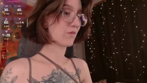 Snapshot of lolami_ chatting on July 21, 7:00 am lolami_ online show from July 21, 7:00 am