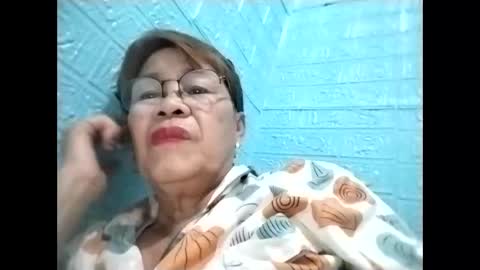 tey online show from February 11, 9:09 pm