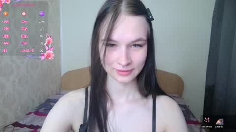 Snapshot of lolavibe6 chatting on May 20, 12:39 am Lola online show from May 20, 12:39 am