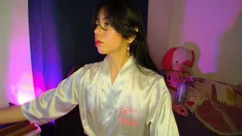      Rya DKhrt       online show from March 17, 4:50 am