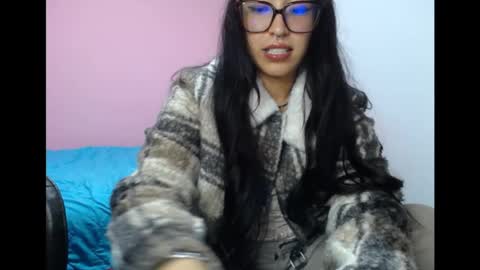 Lolita  online show from June 5, 3:57 am
