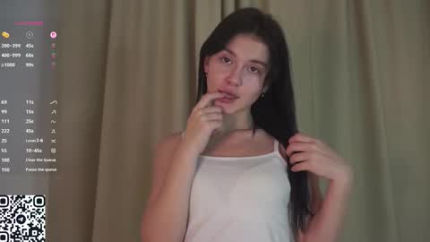 Maria online show from December 1, 8:25 pm