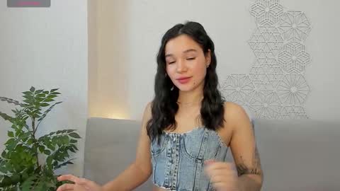 Snapshot of lolly_turner chatting on September 10, 4:01 am lolly_turner online show from September 10, 4:01 am