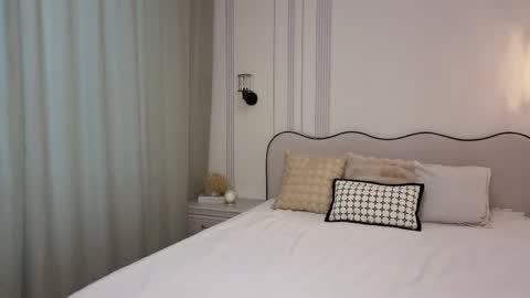 Snapshot of lolly_turner chatting on May 23, 5:01 am lolly_turner online show from May 23, 5:01 am