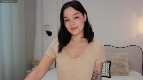 Snapshot of lolly_turner chatting on May 30, 4:20 am lolly_turner online show from May 30, 4:20 am