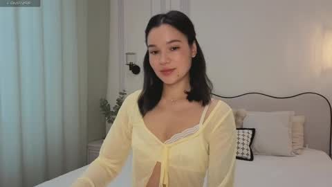 Snapshot of lolly_turner chatting on June 8, 4:46 am lolly_turner online show from June 8, 4:46 am