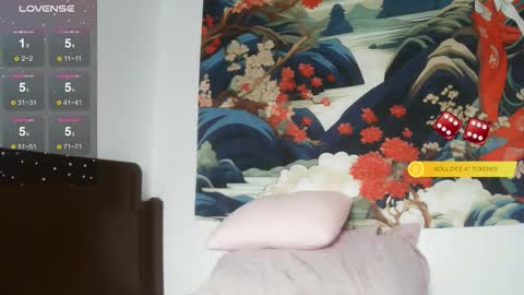 Snapshot of lollylol11 chatting on February 27, 8:03 am Lilly online show from February 27, 8:03 am