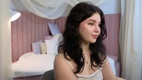 lollyy_pop online show from June 11, 1:27 am