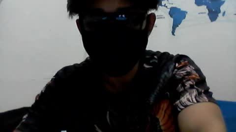 Snapshot of lolokgetek69 chatting on November 2, 3:36 pm lolokgetek69 online show from November 2, 3:36 pm