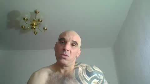Snapshot of lolotatto chatting on April 5, 11:57 pm lolotatto online show from April 5, 11:57 pm