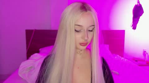Kari online show from May 1, 12:32 pm