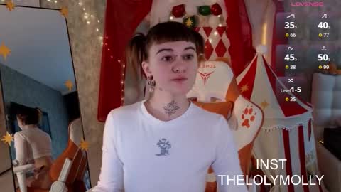 Molli online show from November 1, 10:50 am