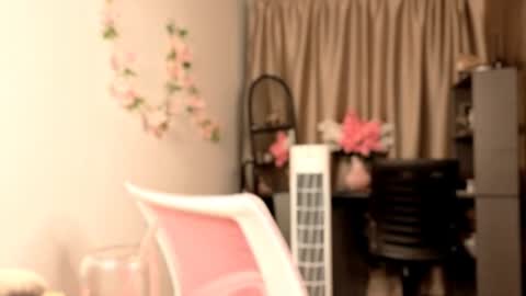 Snapshot of lonadejonge chatting on June 12, 2:49 pm Sane online show from June 12, 2:49 pm