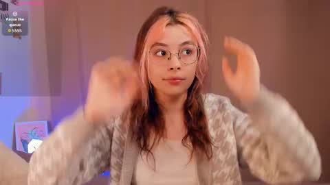 Lona online show from March 9, 7:29 pm