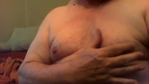 Snapshot of londonjames2 chatting on July 2, 5:52 pm James online show from July 2, 5:52 pm