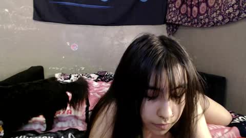 londonray online show from May 23, 1:00 am