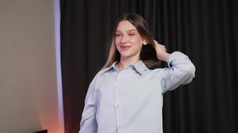 Snapshot of lonely_paradisee chatting on November 8, 10:04 am Sofia online show from November 8, 10:04 am