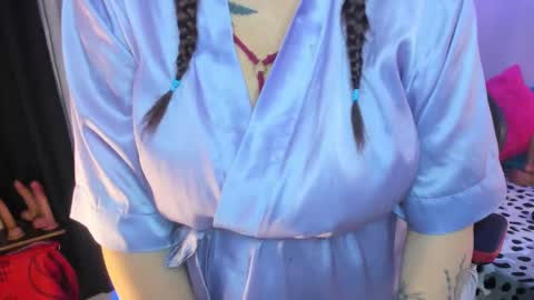 Snapshot of lonely_shewolf chatting on September 19, 9:26 pm Jennifer online show from September 19, 9:26 pm