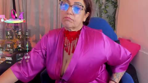Jennifer  online show from May 1, 6:12 pm