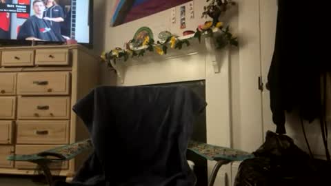 Snapshot of lonelymilfxoxo chatting on June 20, 5:54 am lonelymilfxoxo online show from June 20, 5:54 am
