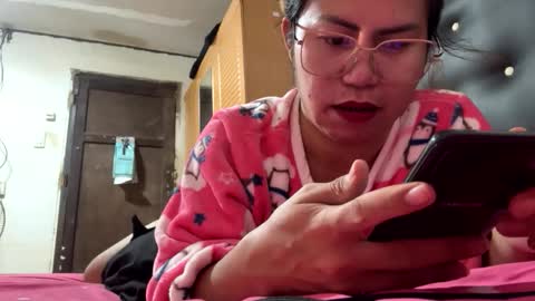 Snapshot of longasiansausage chatting on October 6, 3:48 am TOPwithEXTRABiG online show from October 6, 3:48 am