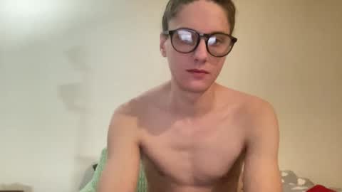 Snapshot of longdickelijah chatting on November 24, 2:11 am longdickelijah online show from November 24, 2:11 am