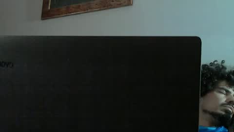 Snapshot of longnight5 chatting on December 7, 6:37 pm Alejandro Rulitos Twitter longnight55 Intagram 5longnight5 online show from December 7, 6:37 pm