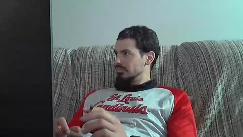 Snapshot of longnight5 chatting on February 20, 3:41 pm Alejandro Rulitos Twitter longnight55 Intagram 5longnight5 online show from February 20, 3:41 pm