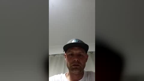 Snapshot of longthicktom69 chatting on July 5, 7:54 pm longthicktom69 online show from July 5, 7:54 pm