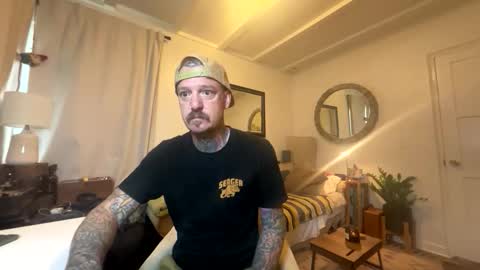 longwalksonthebeach69 online show from March 16, 5:06 pm