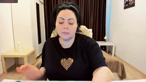 Nina online show from January 31, 12:07 pm