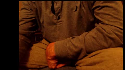 looking469 online show from November 10, 4:11 am