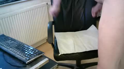 Lookingforx666 online show from July 31, 11:53 am