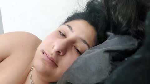 Snapshot of loolaunshaved chatting on May 27, 8:11 am loolaunshaved online show from May 27, 8:11 am