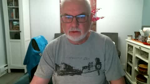 loop102 online show from June 28, 5:19 pm