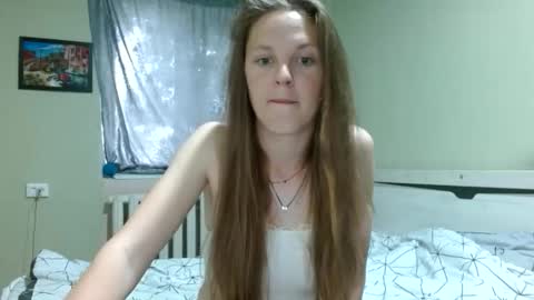 Snapshot of lora879 chatting on May 31, 11:17 am Lora online show from May 31, 11:17 am