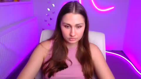 Lora online show from November 11, 1:33 pm