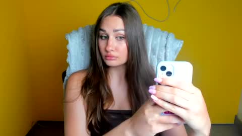 Snapshot of lora_kisses chatting on July 9, 11:14 am Lora online show from July 9, 11:14 am