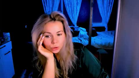 Lora online show from November 17, 2:28 am