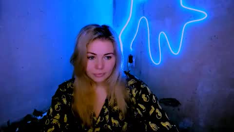 Lora online show from March 16, 2:39 am