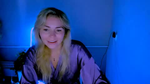 Snapshot of loraboyar chatting on June 10, 2:34 am Lora online show from June 10, 2:34 am