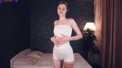 Lora online show from December 15, 5:01 am