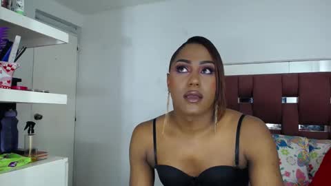 Snapshot of lorainebigdickts chatting on December 15, 8:46 pm Loraine online show from December 15, 8:46 pm