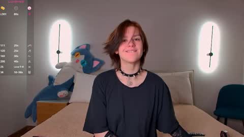 Lora online show from May 1, 2:32 pm