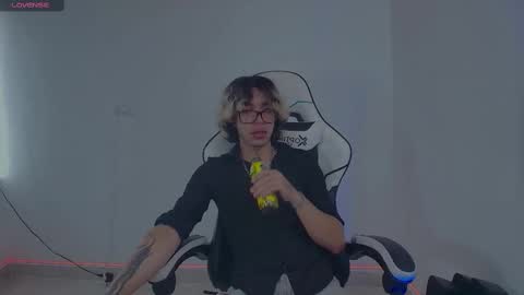 lord_moon_king online show from September 12, 5:07 am